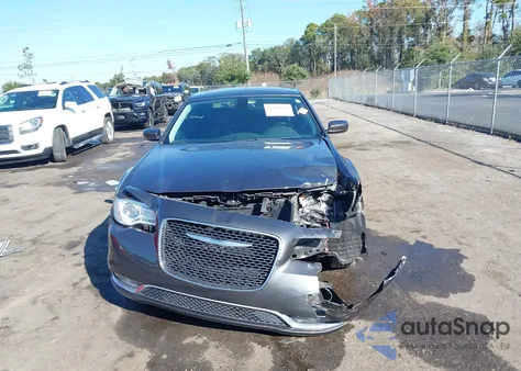 2015 Chrysler 300 Limited из США, поврежденный, VIN 2C3CCAAG1FH898994